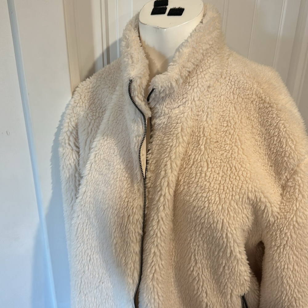 Universal Threads Jacket - Picture 2 of 5